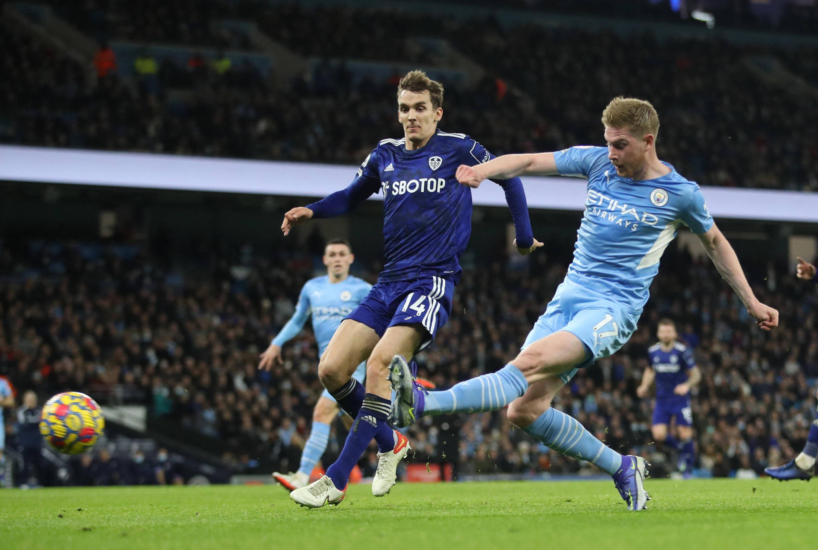 伊同时出战 伊同时出战